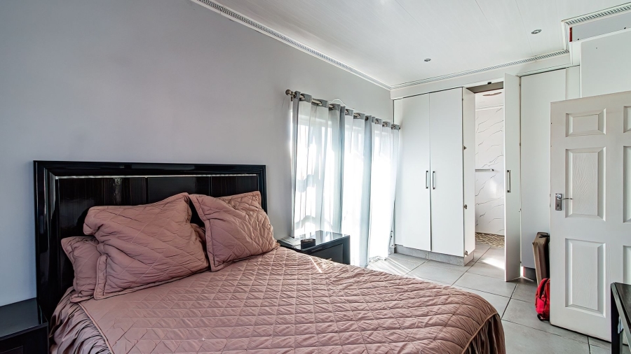 4 Bedroom Property for Sale in Buffalo Flats Eastern Cape